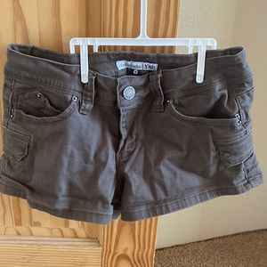 Women’s shorts. Size 5, green, no tears or stains